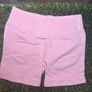 DFYNE Women's Pink Impact Shorts